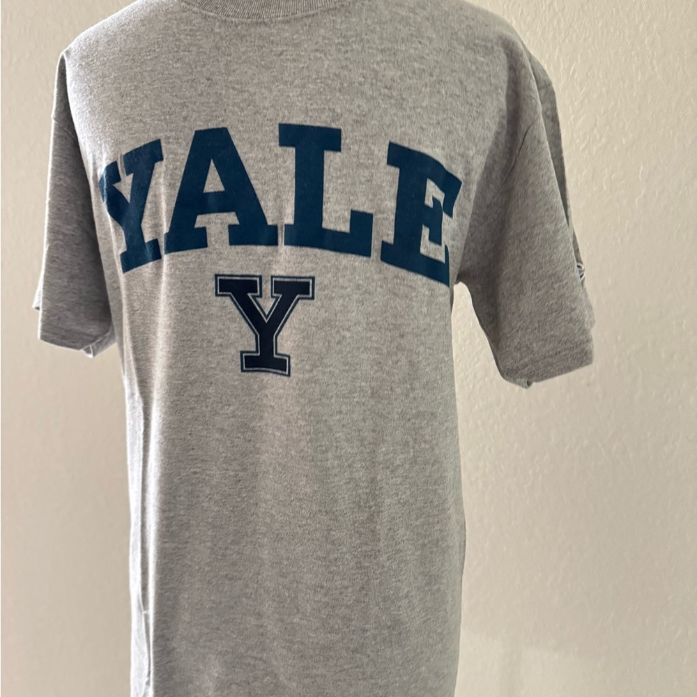 Champion Yale Bulldogs Short Sleeve Shirt Crew‎ Neck Gray Unisex Small EUC